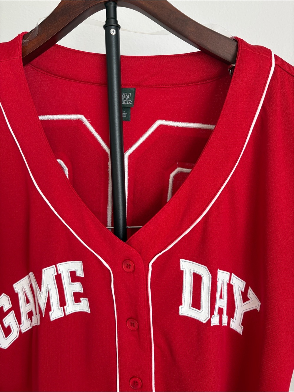 wild fable Red GAME DAY Cropped Baseball Jersey - Picture 2 of 8